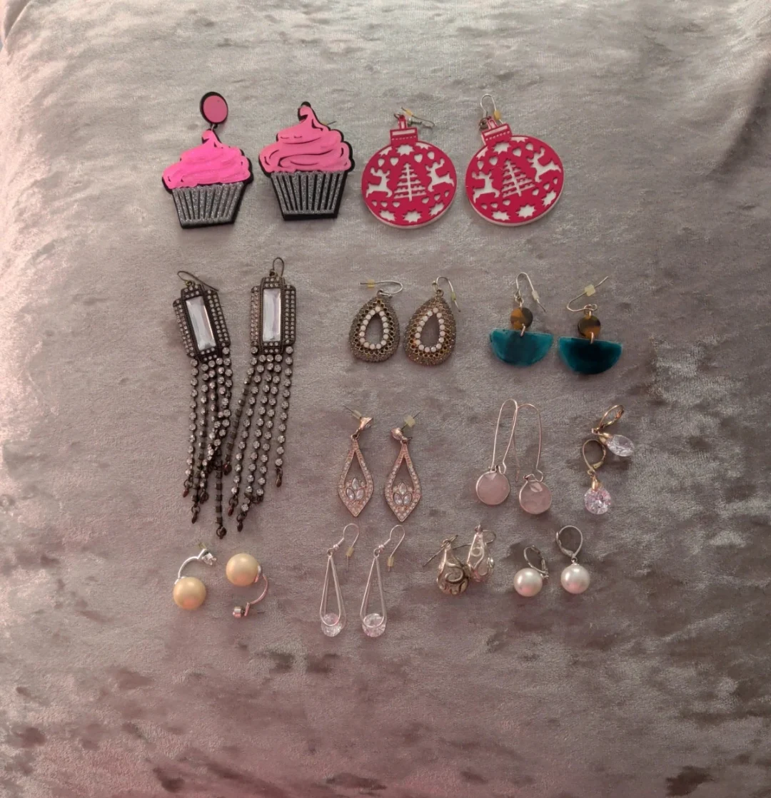 Collect of earrings