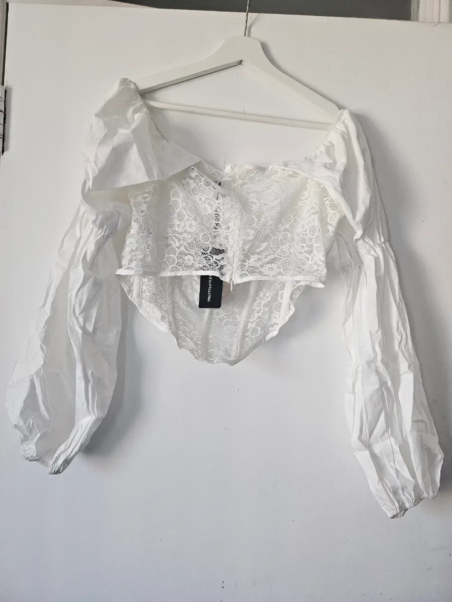 PrettyLittleThing White Lace Balloon Sleeve Corset Crop Top size 14