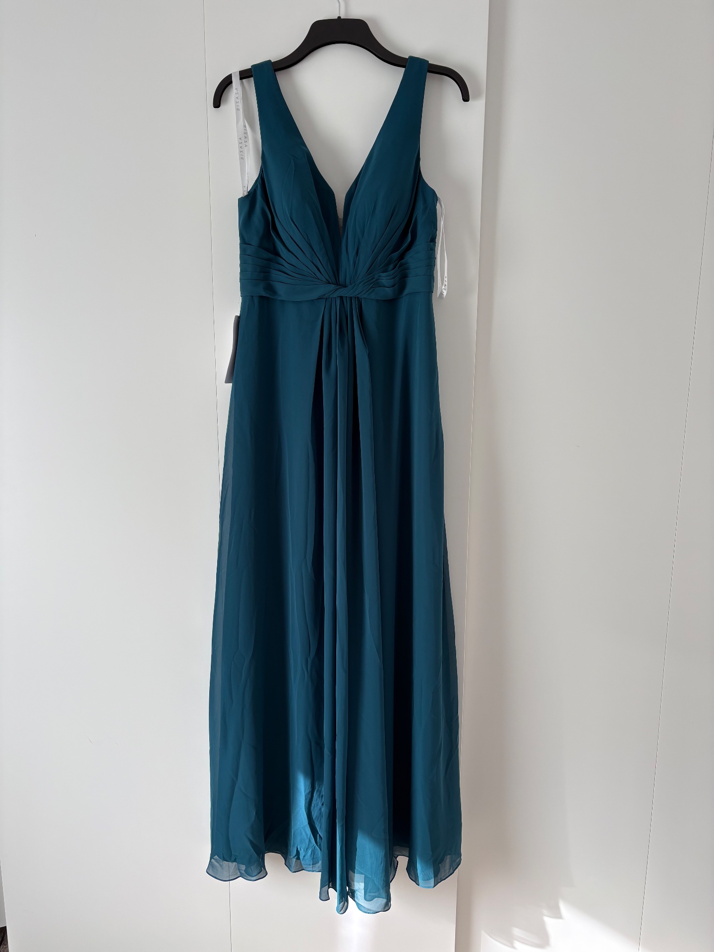 Azazie ‘Gina’ chiffon bridesmaid dress size 12/14