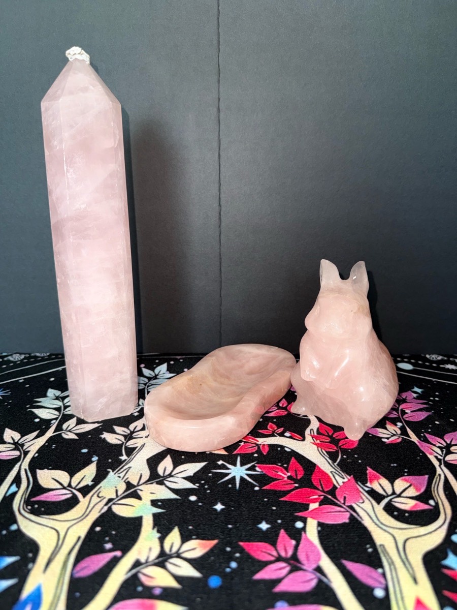 Rose Quartz Bundle ( rabbit, bowl & tower )