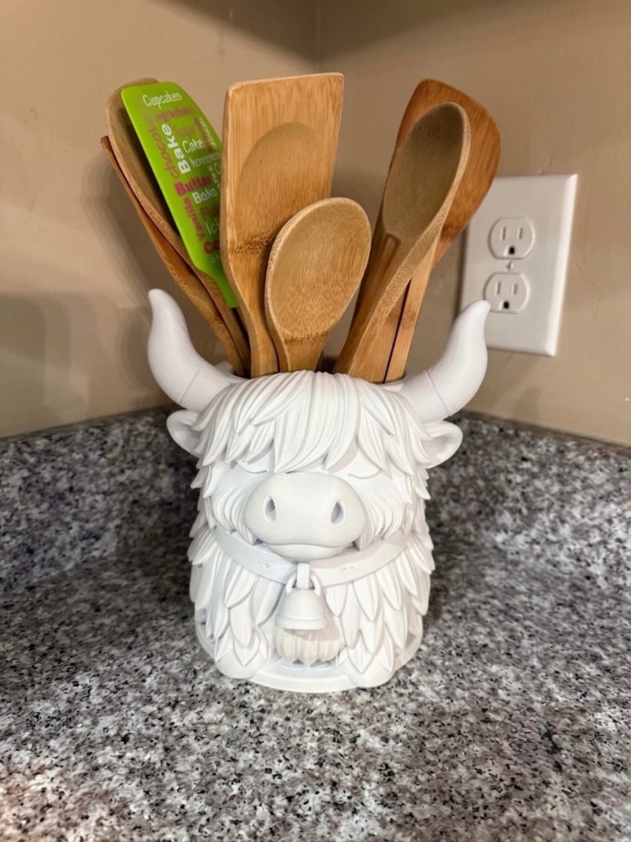 3D Printed Highland Cow Utensil Holder - Cute White Plastic Kitchen Organizer Caddy