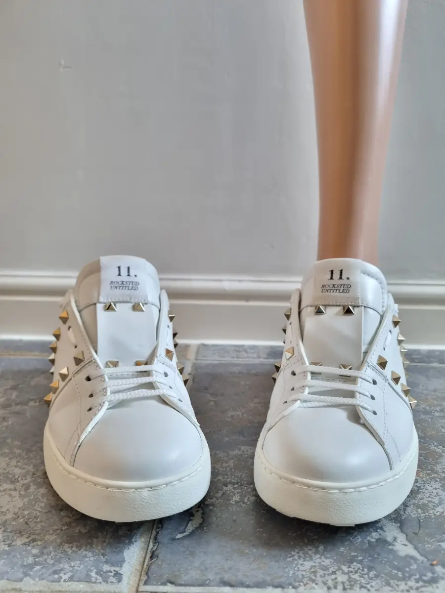 womens or mens valentino garavani rock studs untitled 11 trainers size uk 7 / or eu 41  white colour