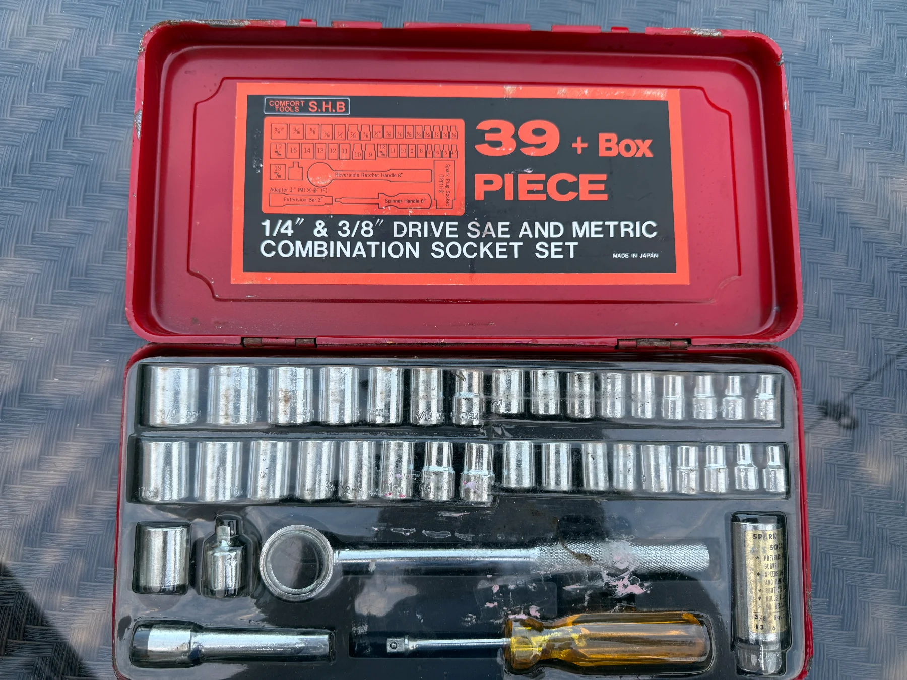 vintage S.H.B. "39 + Box Piece" combination socket set