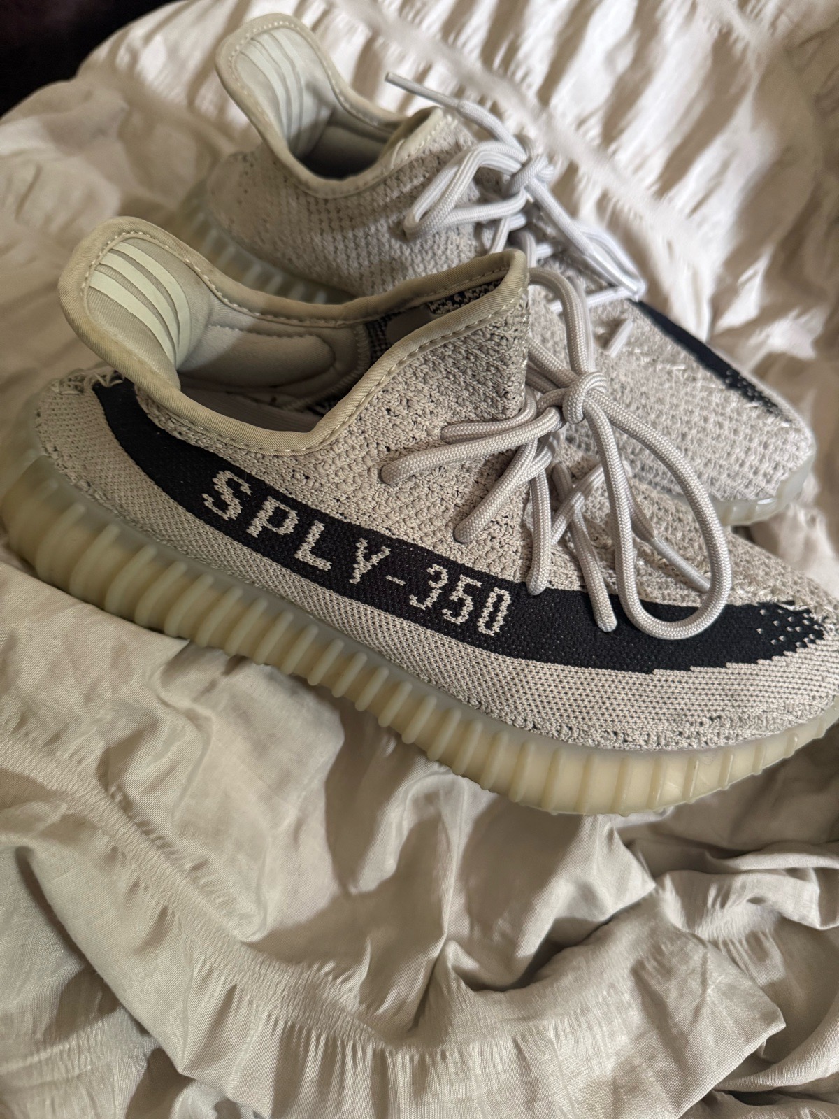 Yeezy 350 V2 Cream