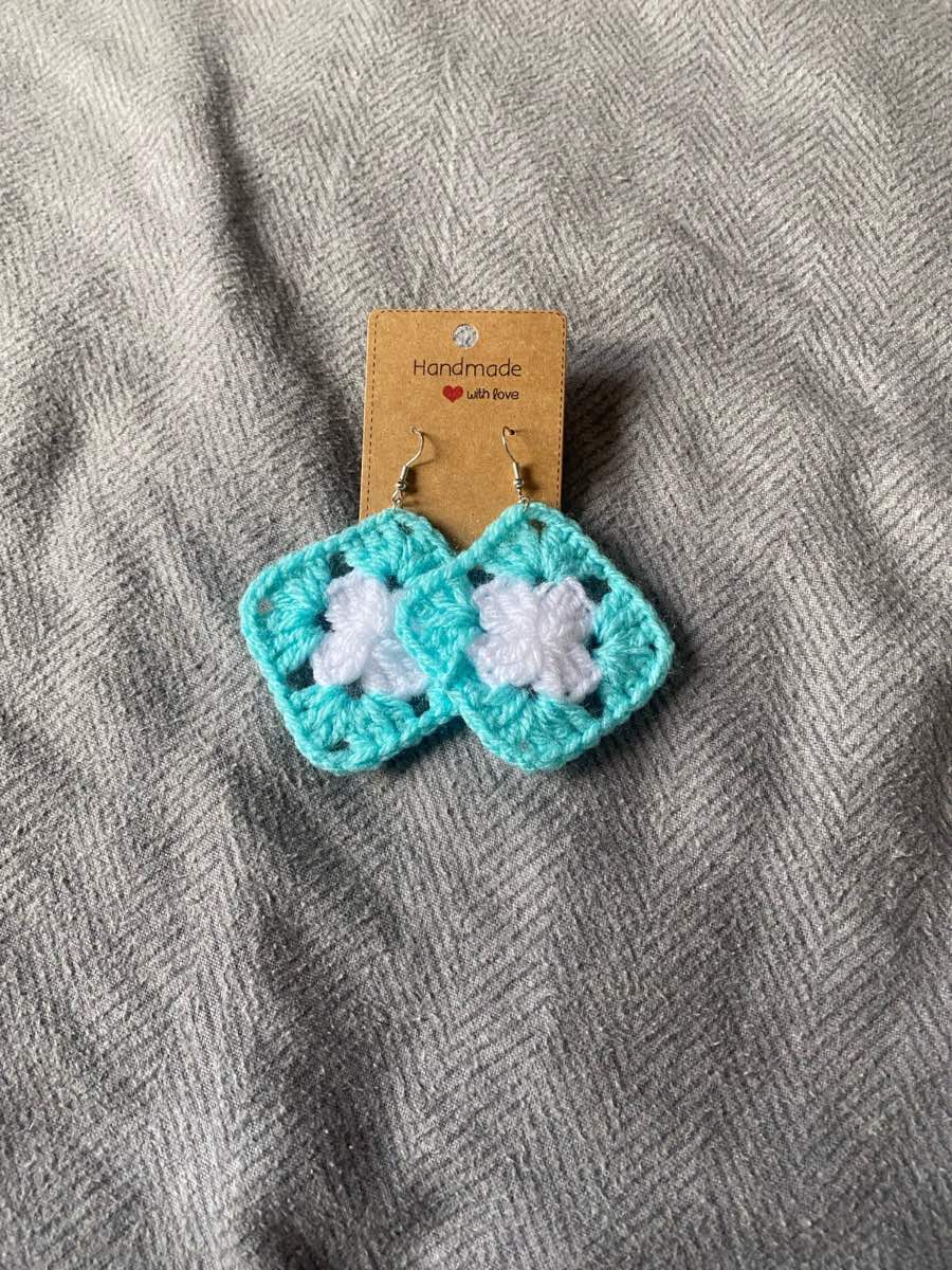 Crocheted Blue And White Granny Square Earrings🌼