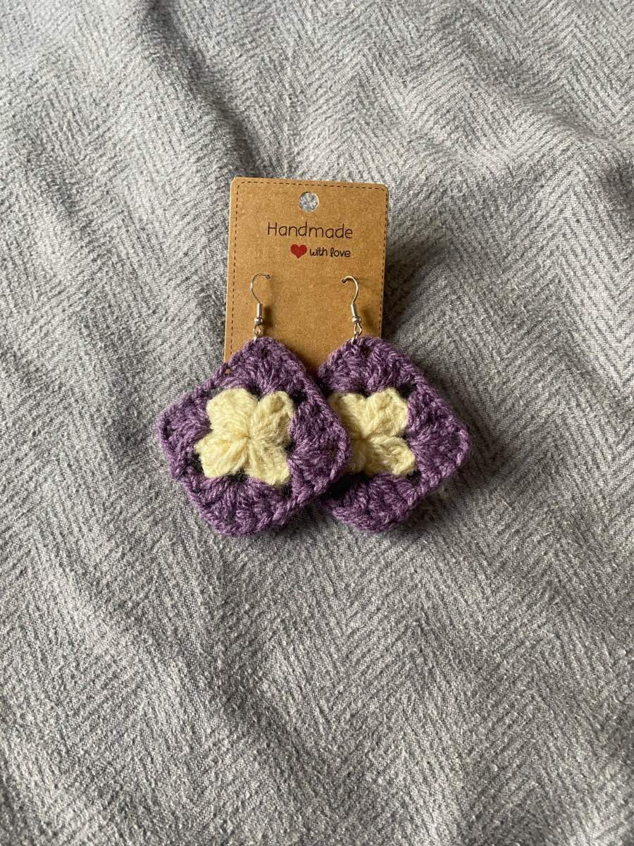 Crocheted Dark Purple And Beige Granny Square Earrings🌼