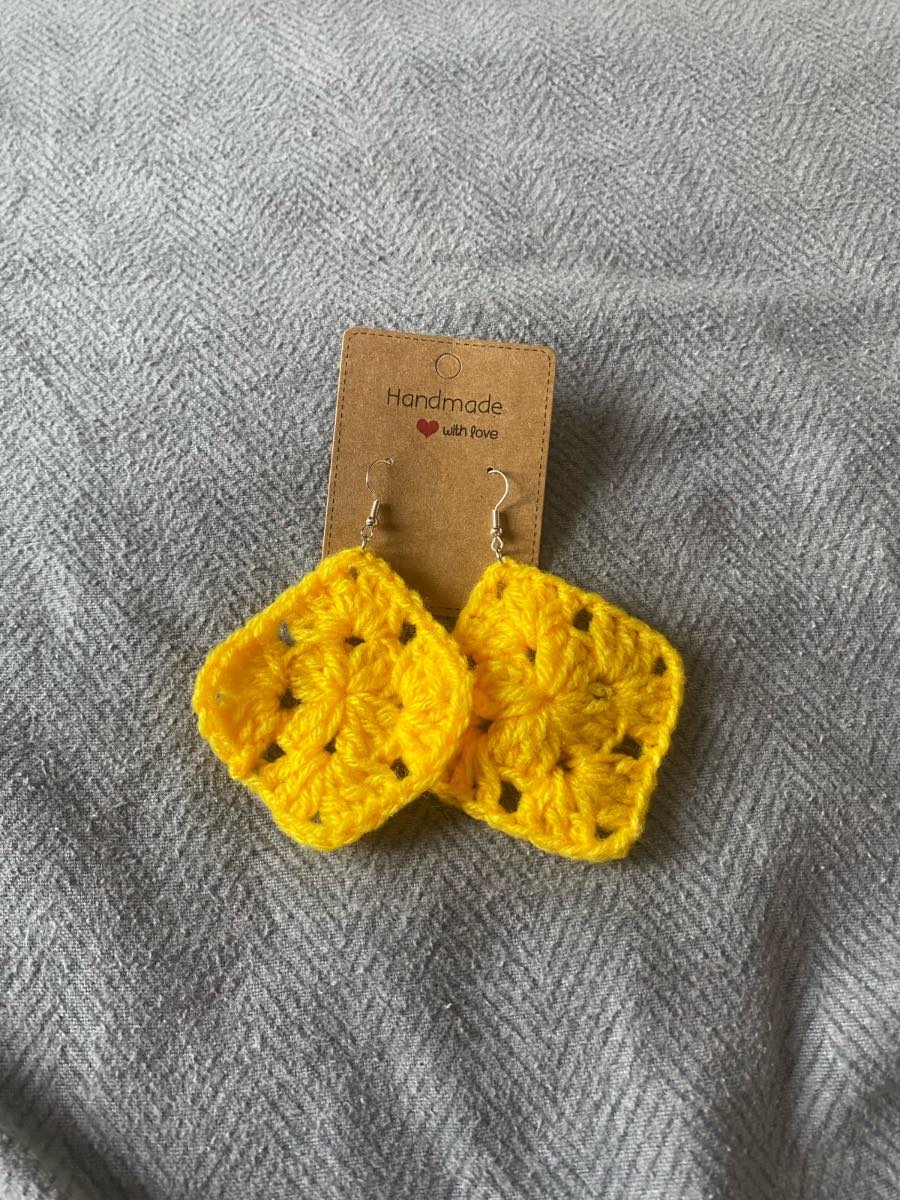Crocheted Yellow Granny Square Earrings🌼