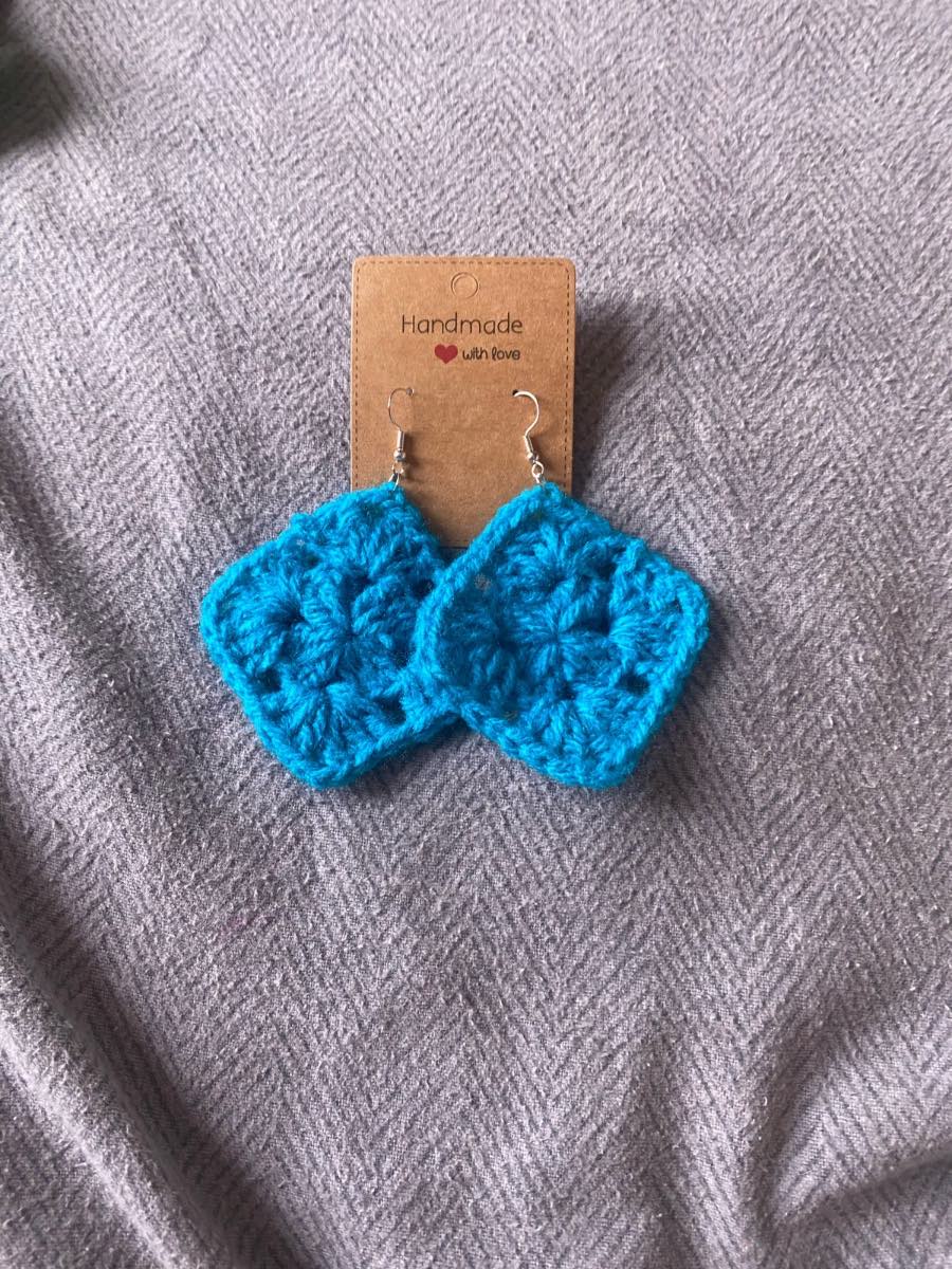 Crocheted Blue Granny Square Earrings🌼