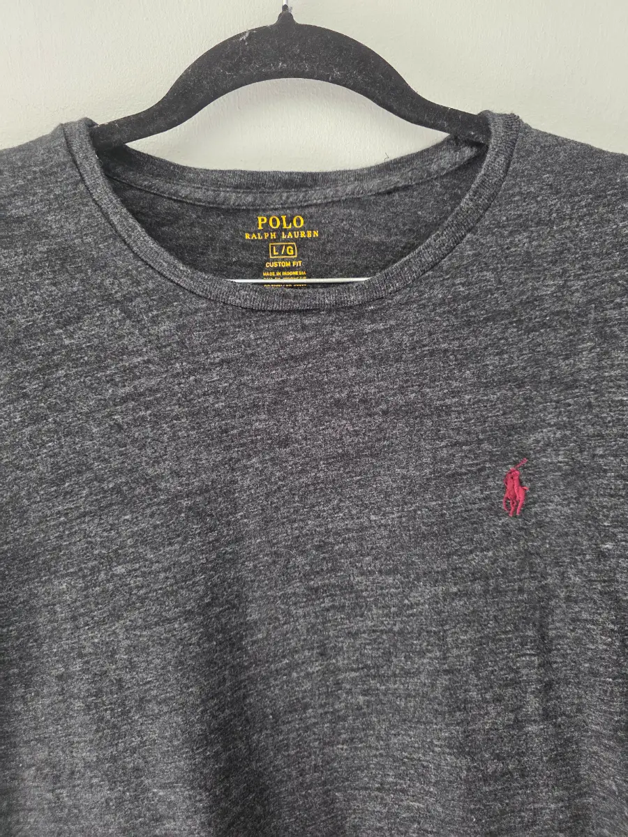 Ralph Lauren Kids Large CUSTOM FIT Charcoal Grey Short Sleeved T Shirt.