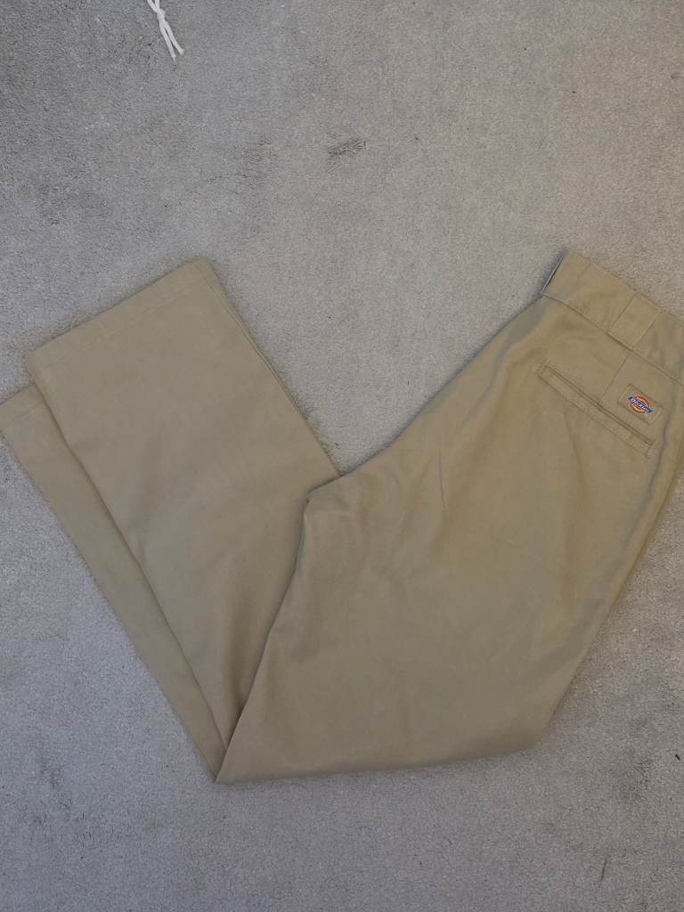 Dickes 874 33X32 Work/Skater Beige Chino Pants. Like New Excellent Condition.