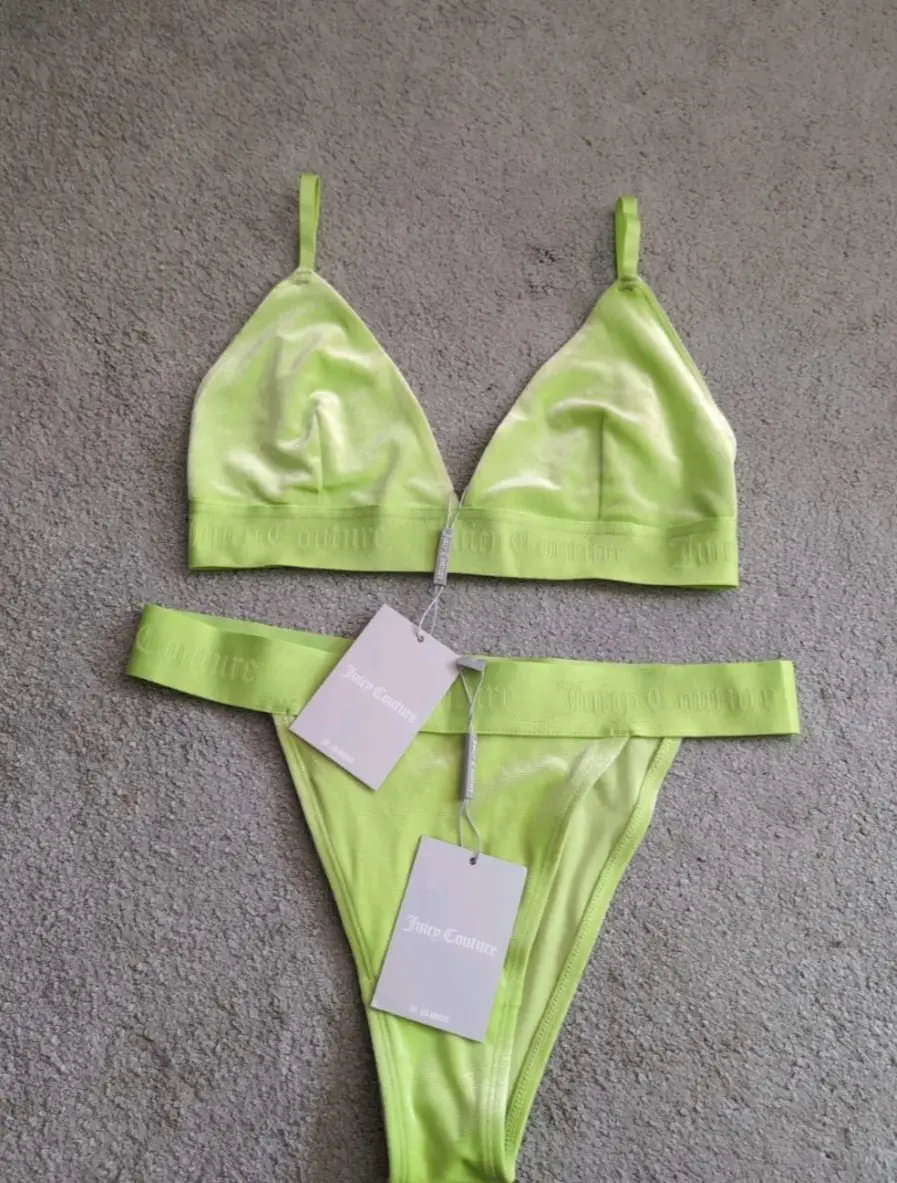 Juicy Couture Ladies size Large Sharp Green VELVET Triangle Bikini Set .New With Tags
