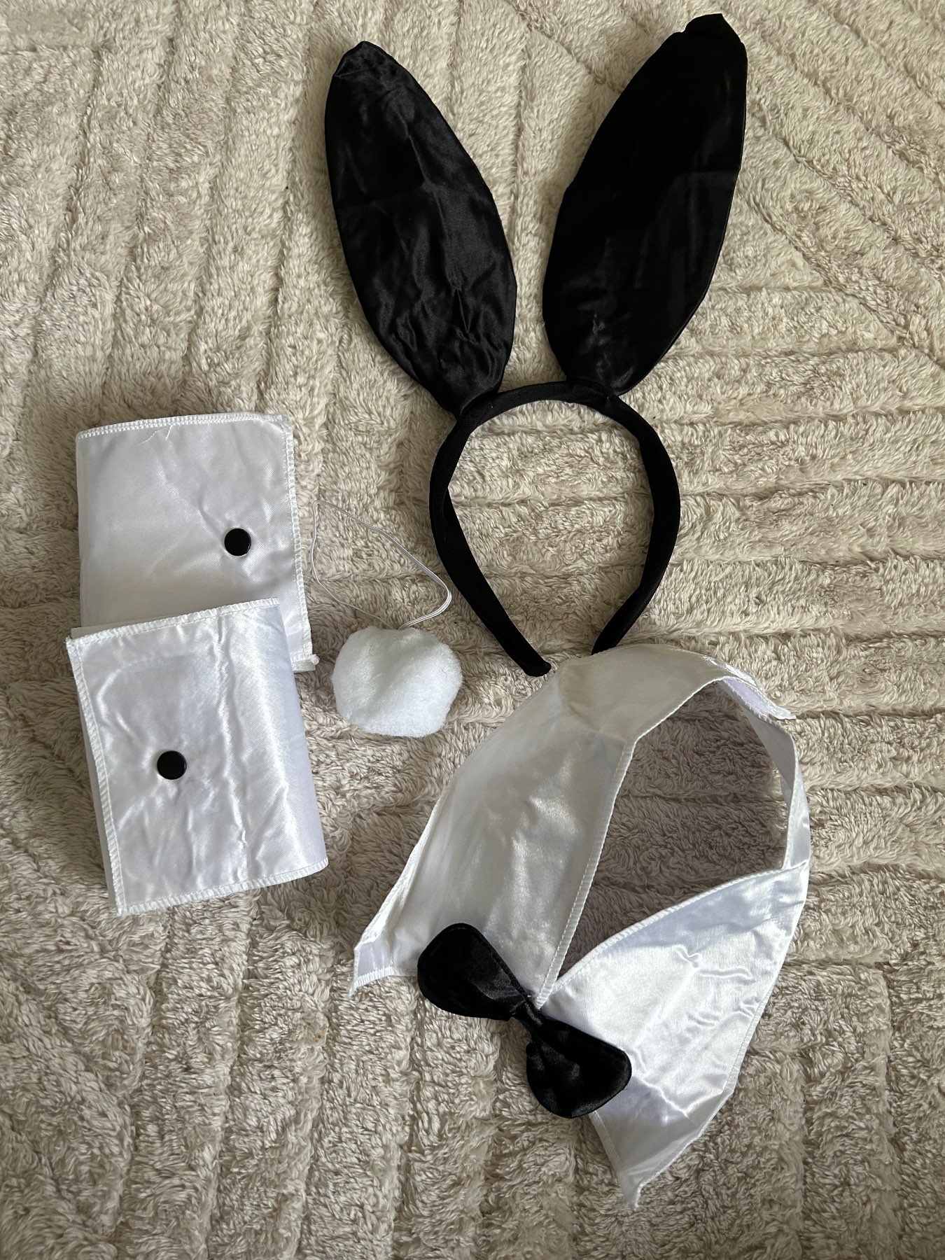 Women's Bunny Costume Set Black and White