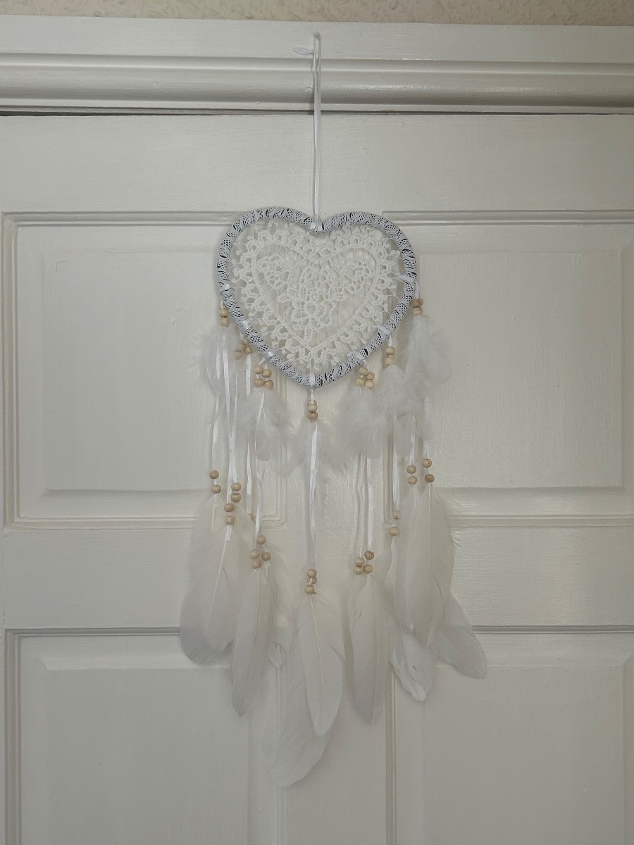 White Dreamcatcher Heart Shaped Home Decor