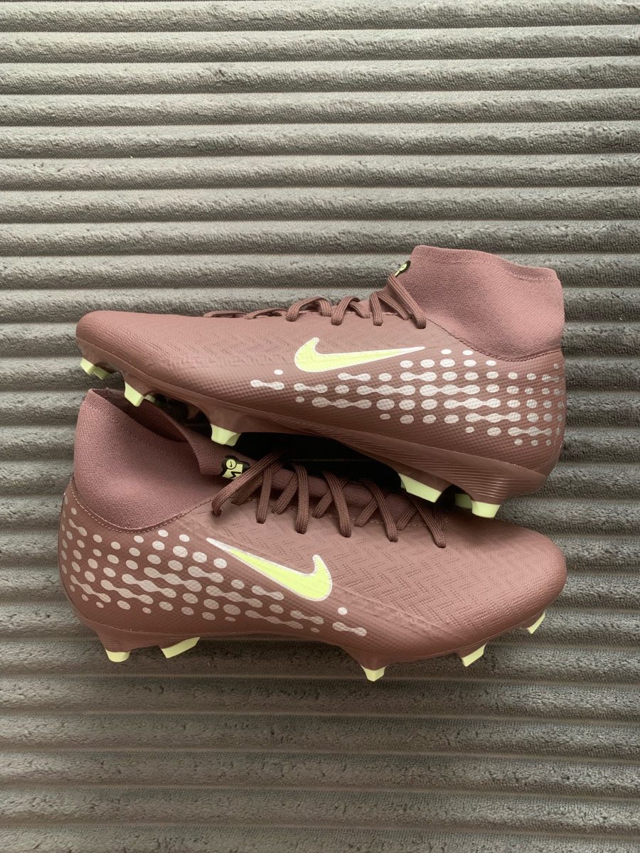 Nike Zoom Superfly 10 Academy Football Boots Size UK 5