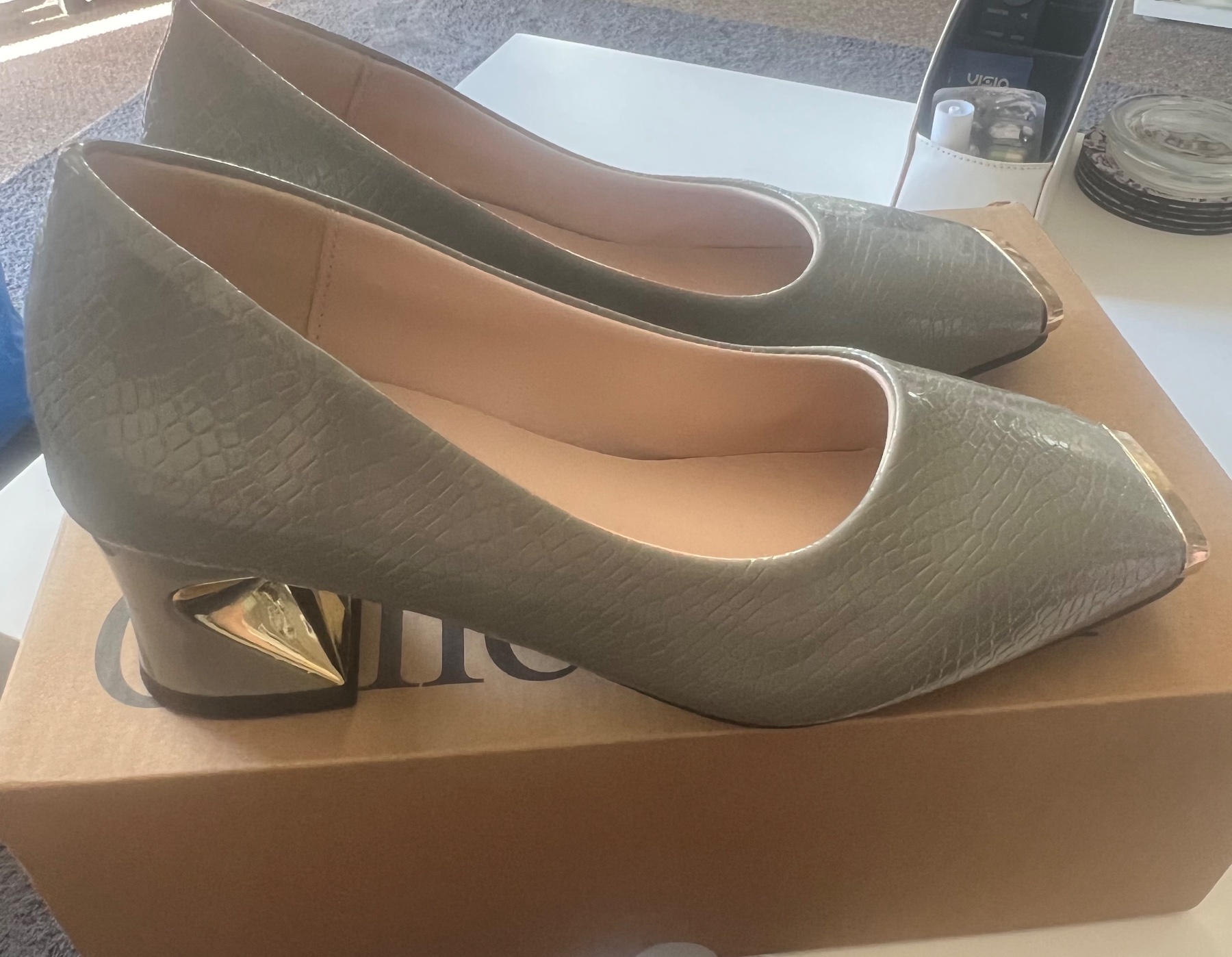 Grey square toe court shoes size 4