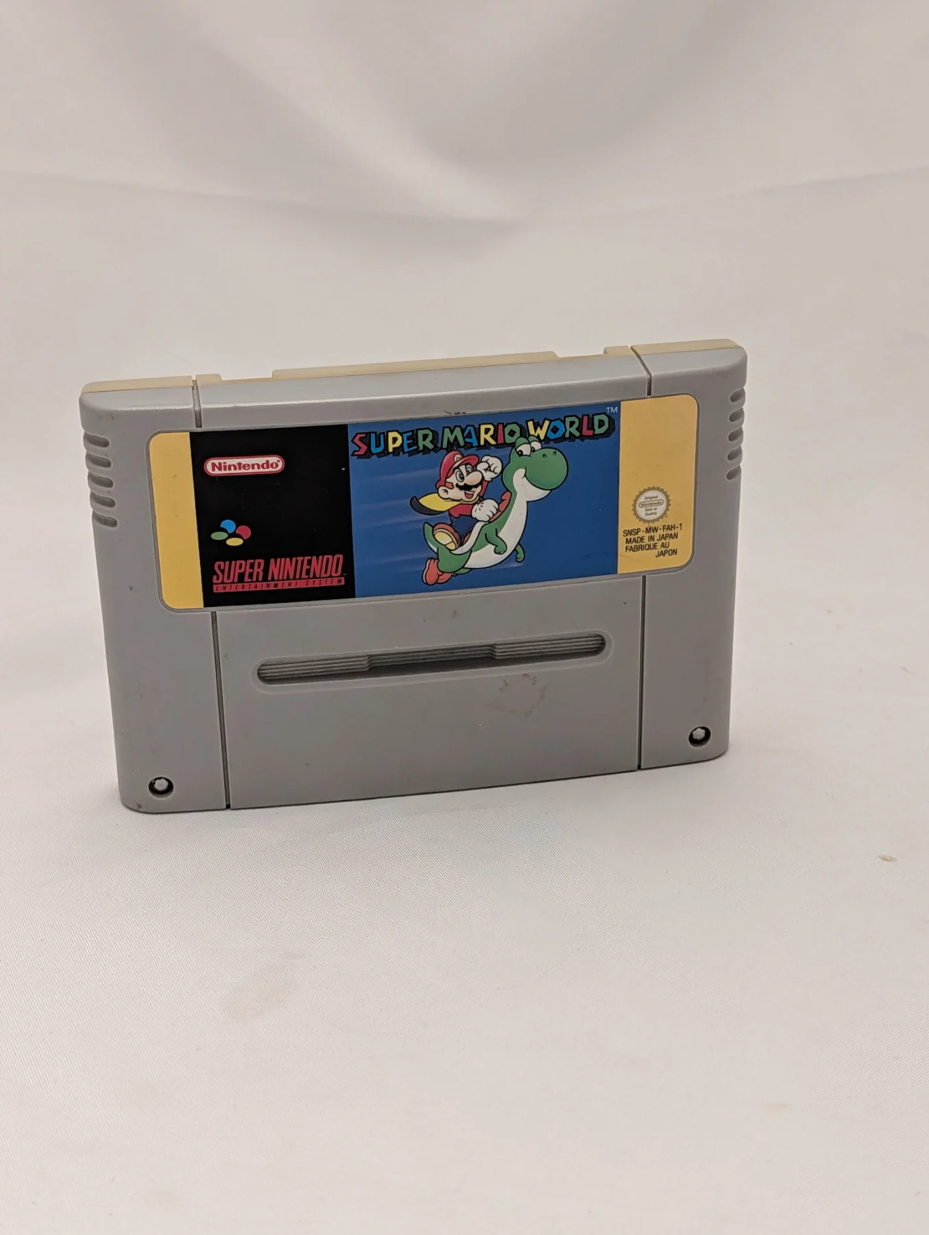 Super Mario World snes pal Super Nintendo Video Game cartidge only