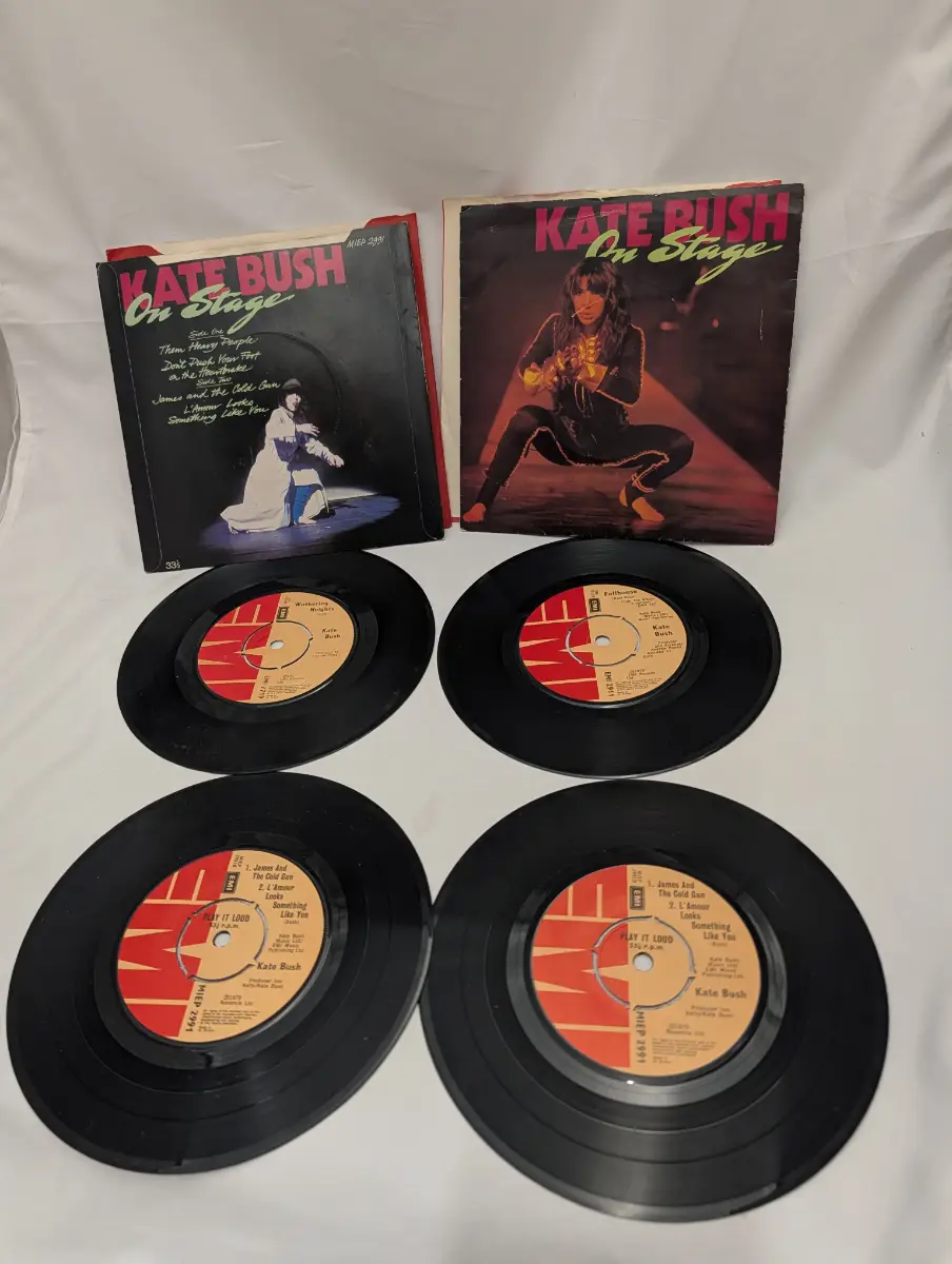 bundle Kate Bush 7'' Singles wuthering heights wow kite On stage