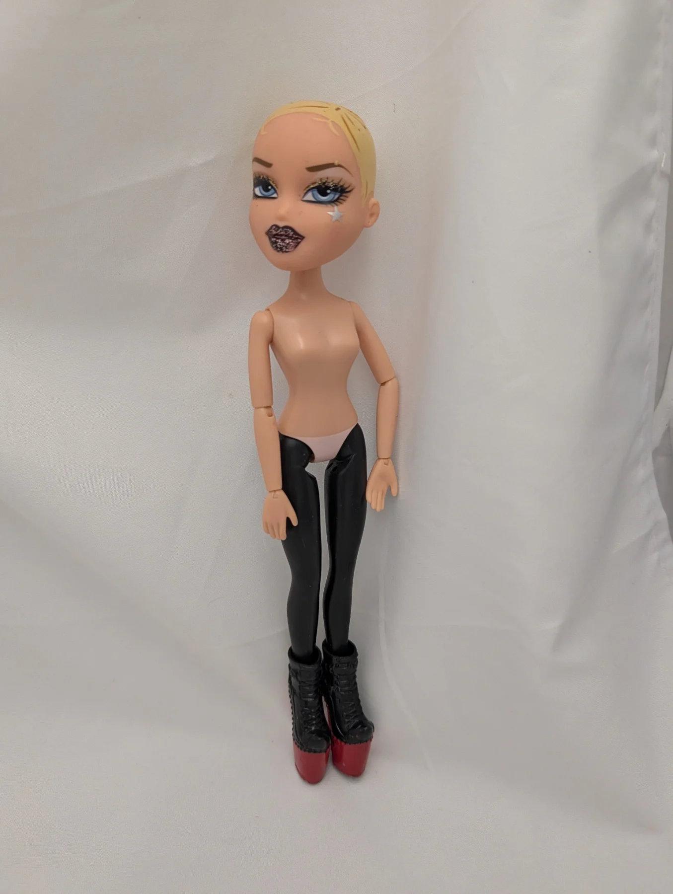 Bratz Dolls Inc Style Starz Cloe Doll mga toy
