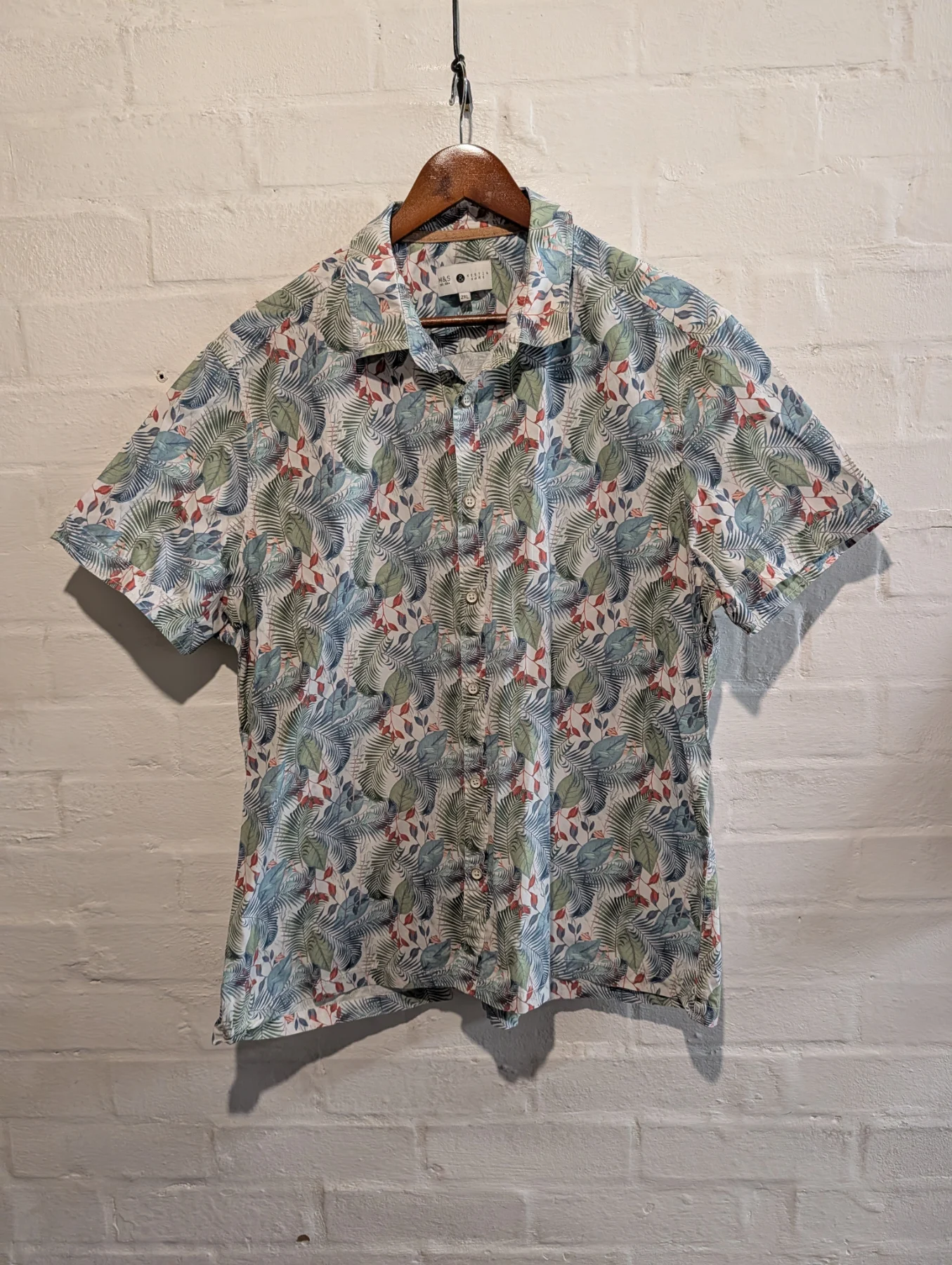 Marks and Spencer Kestin Hare Men's Short Sleeve Shirt Small Botanical xxl