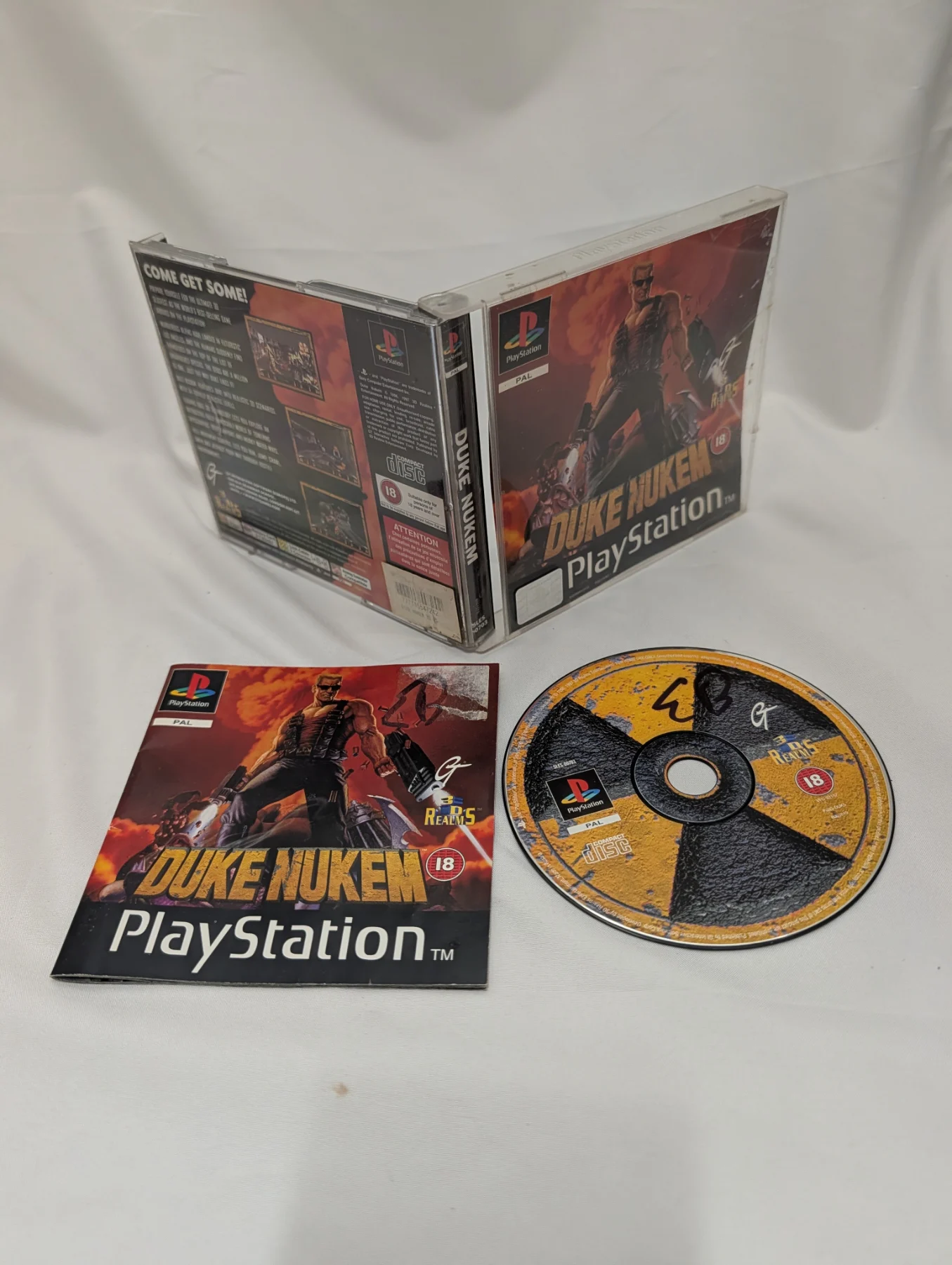 Duke Nukem Sony PlayStation 1 PAL 1997 FPS Shooter 18 w/ Manual