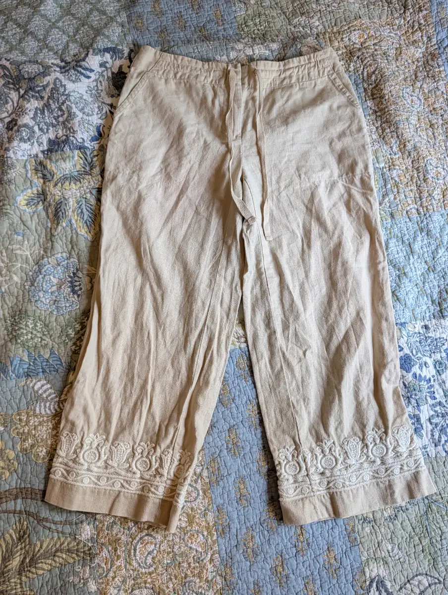 Talbots high-rise linen blend beige pull on quater pants 2p petite