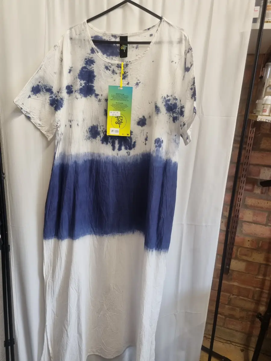 Dress One sz 10 to 18