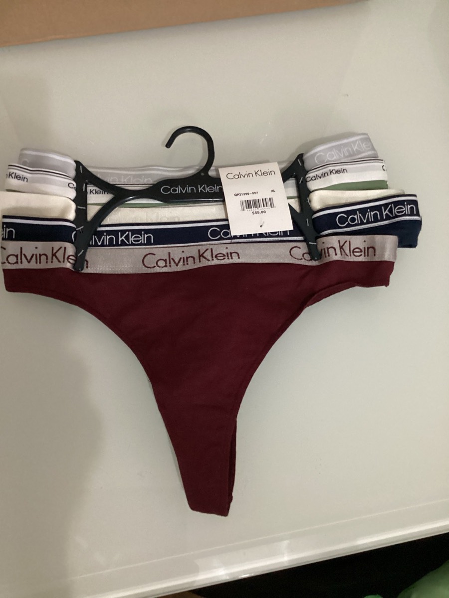 Calvin klein thongs XL