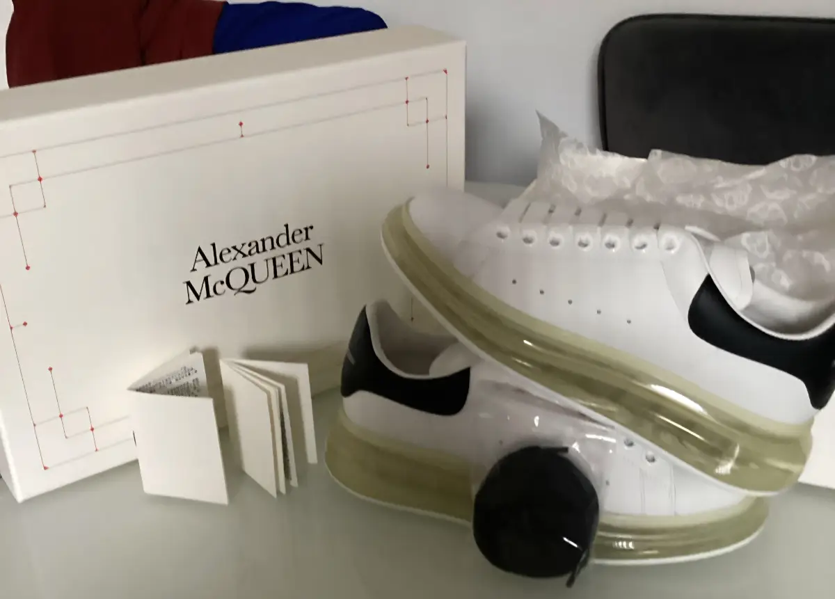 Alexander mcqueen UK 5