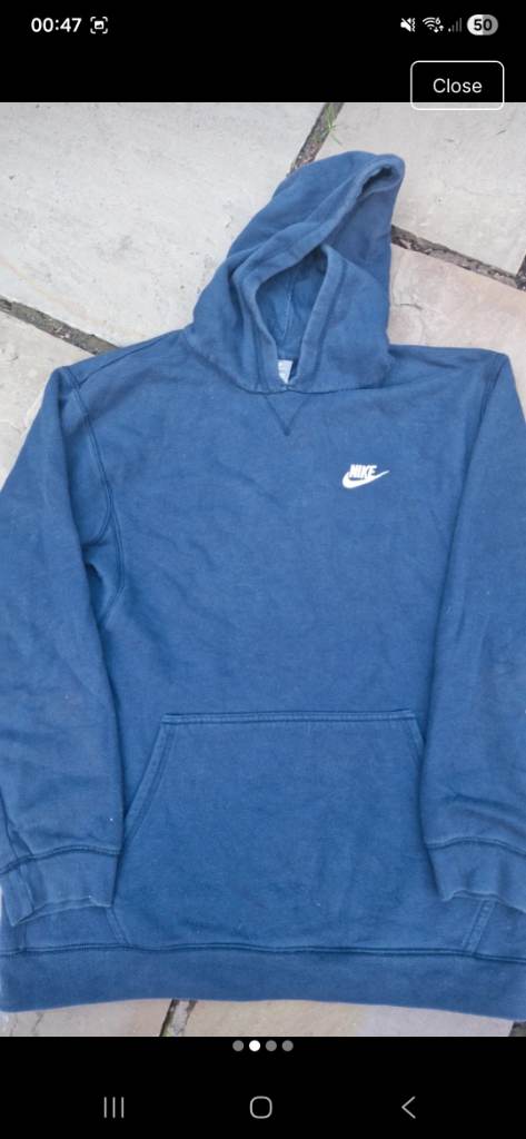 Nike Navy kids hoodie size 13 years to 15 years