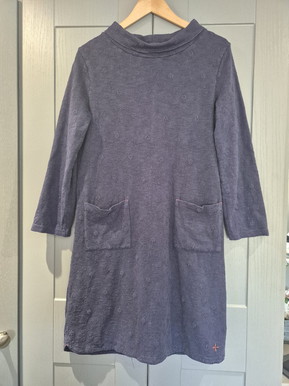 Women's White Stuff Navy Blue Embroidered Petal Three Quarter Sleeve Jersey Dress size 12