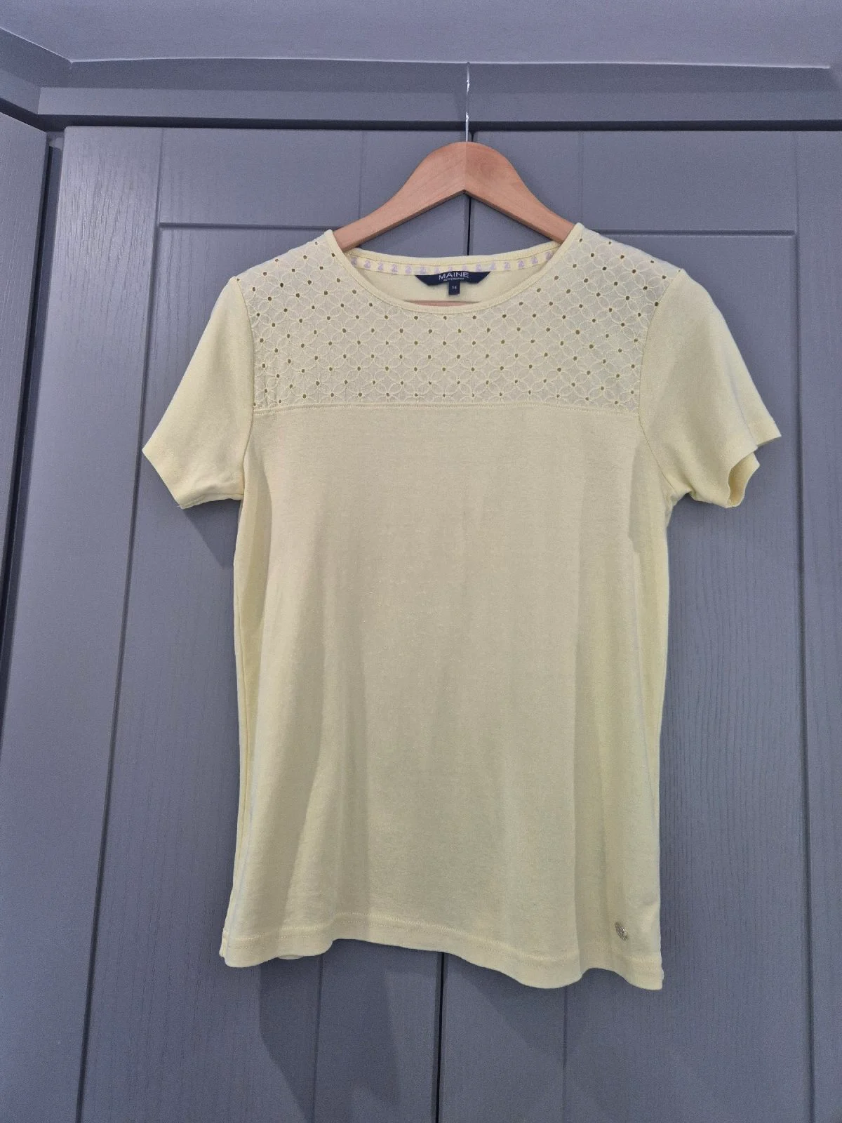 Maine New England Lemon Yellow Cotton Tshirt Top with Openwork Embroidery Size 14