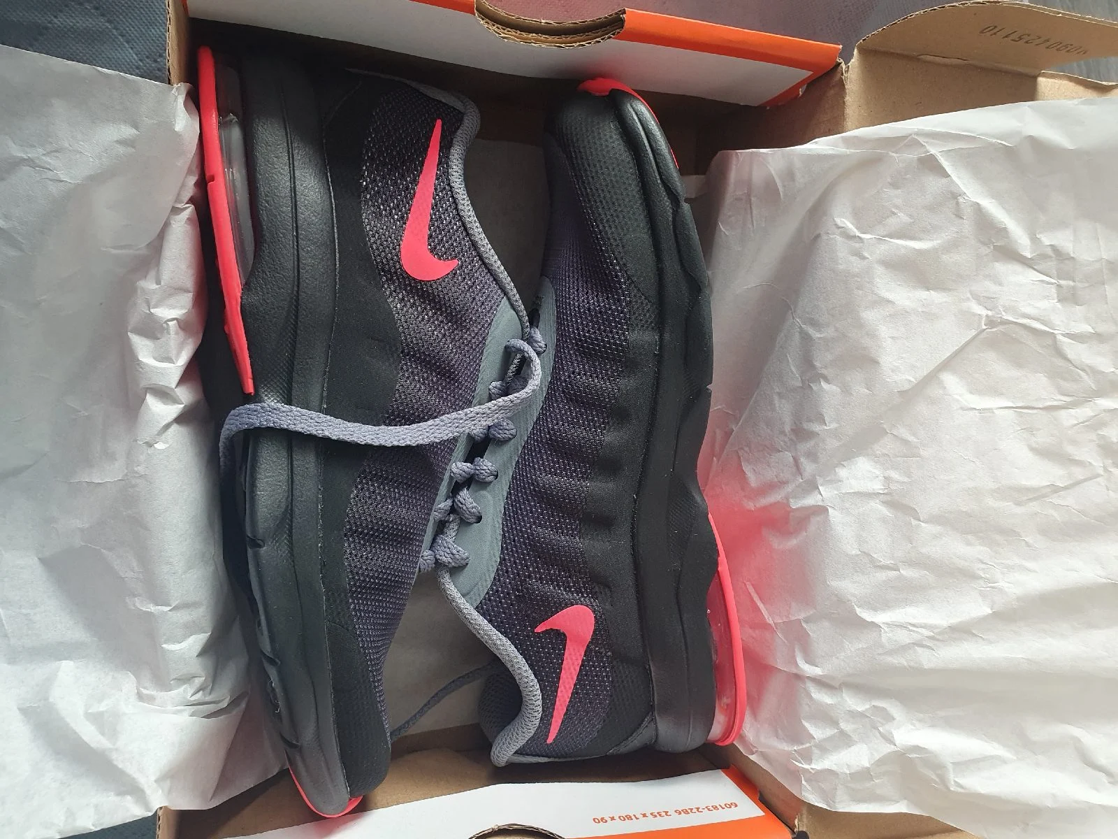 Nike Air max invigor