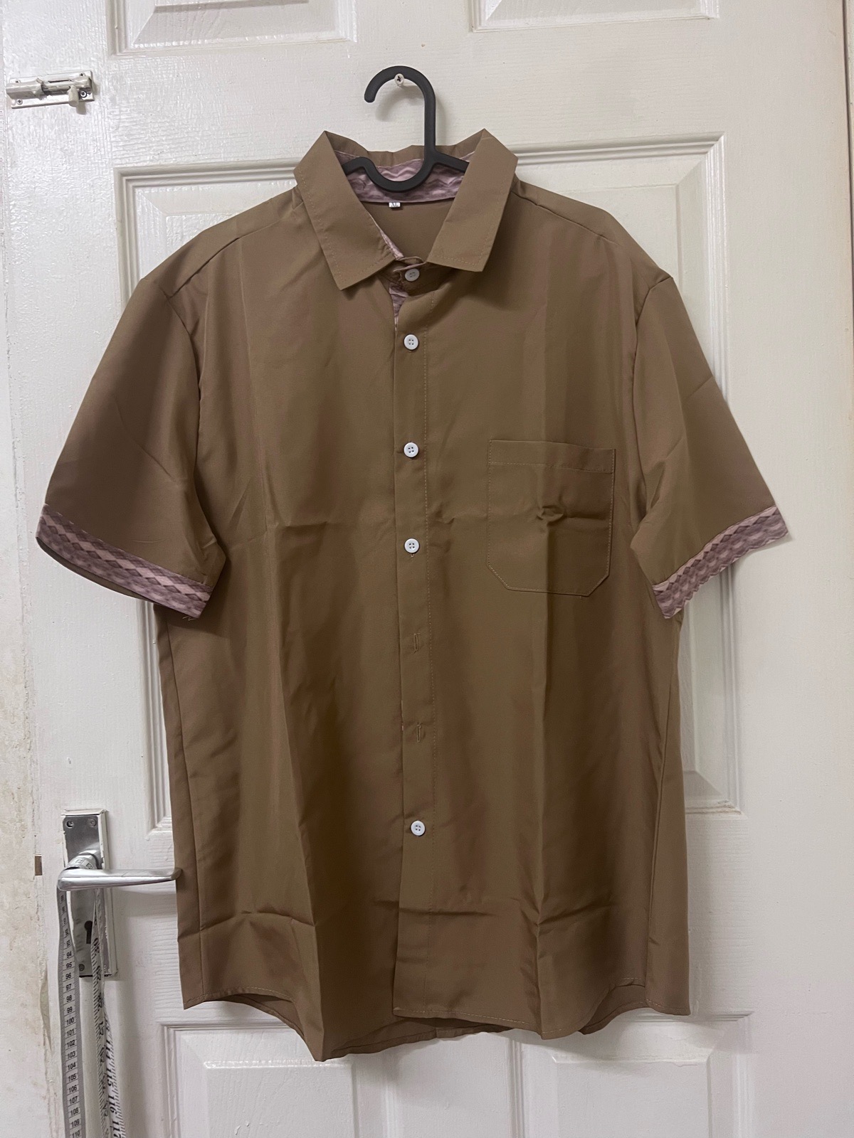 Men’s tan brown shirt with new sleeve design