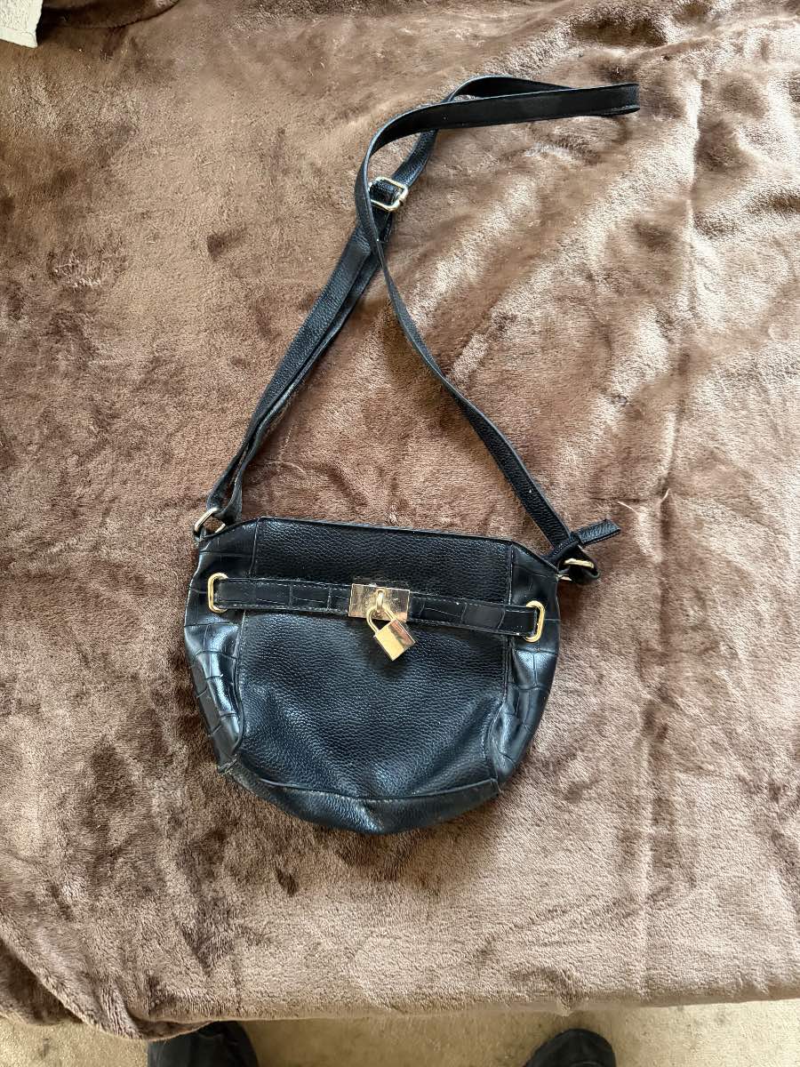 Black unbranded bag, small