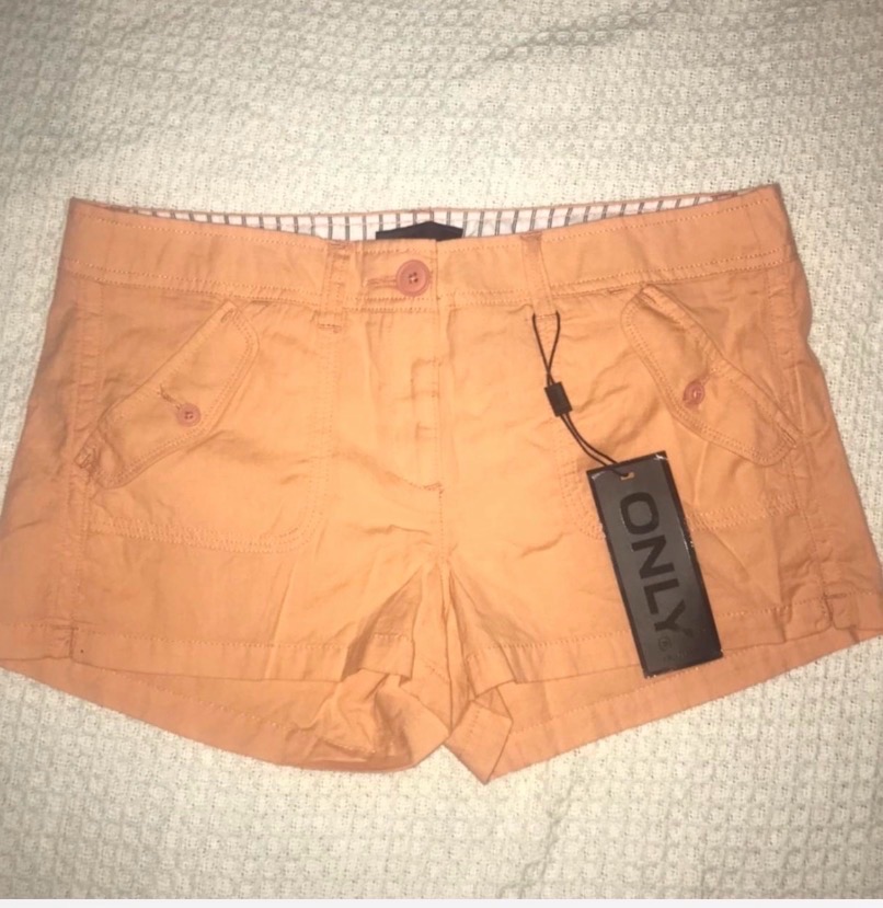 Vintage orange summer shorts hot pants cargo size 8 holiday 90s y2k