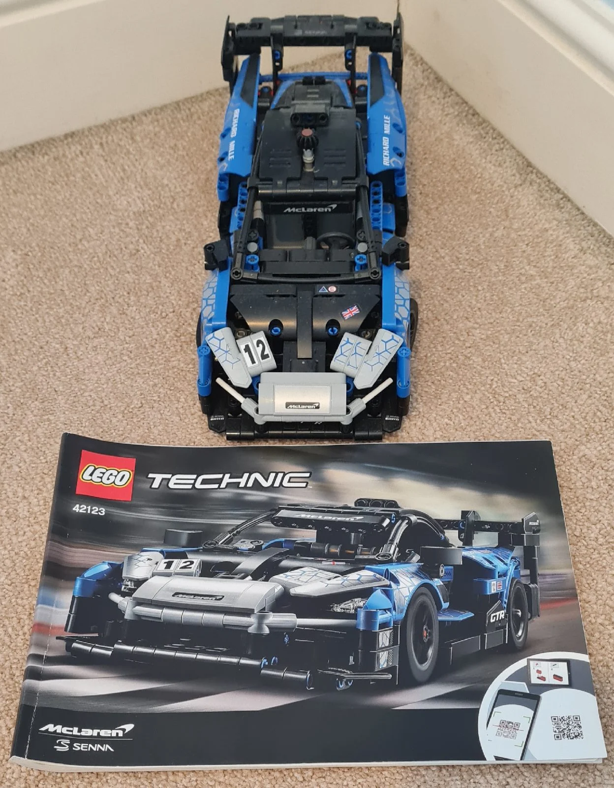 LEGO Technic McLaren Senna GTR (Set 42123)