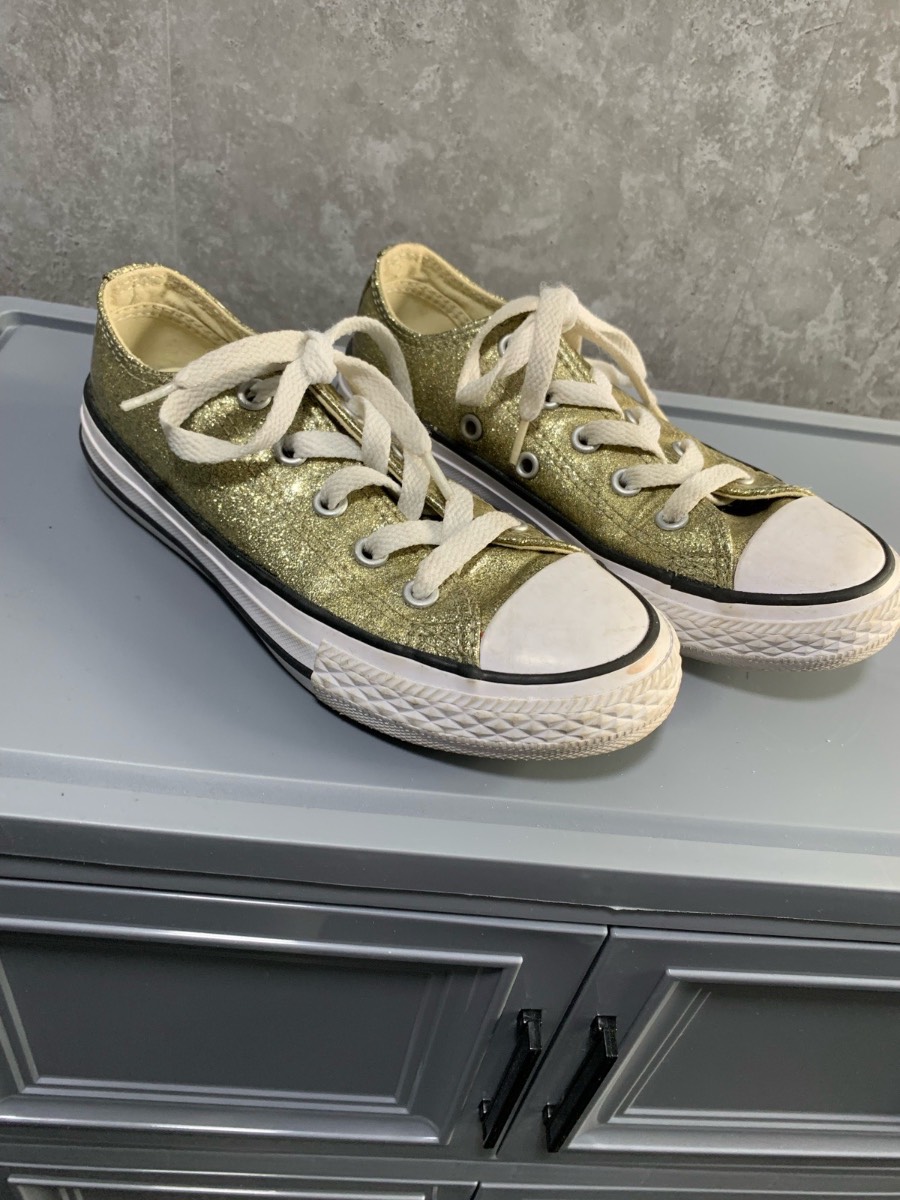 Converse Chuck Taylor All Star Junior Gold Glitter Trainers Size UK 12 EUR 30