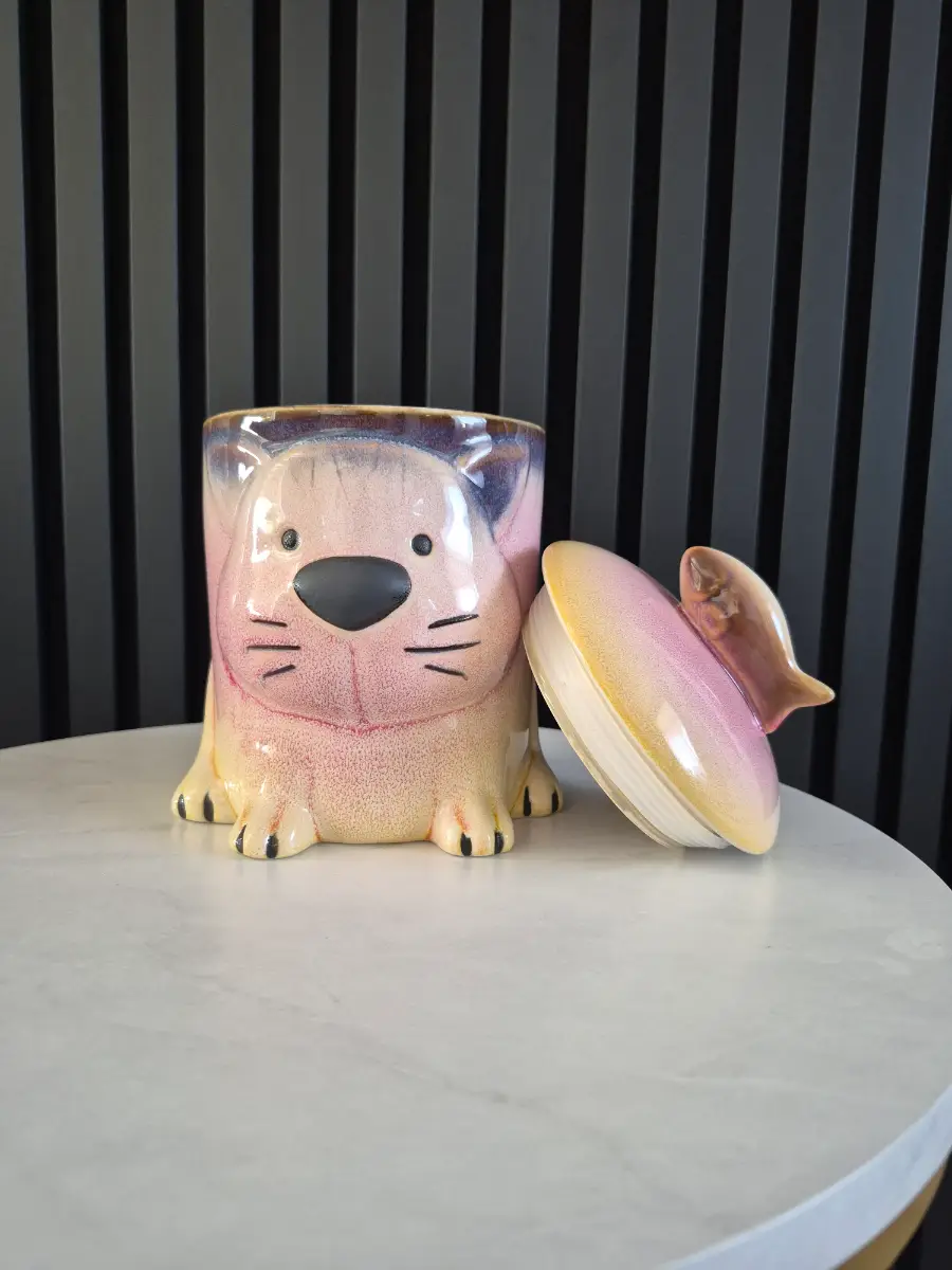 BNWT Adorable Ceramic Cat Jar – Tea, Coffee & Treat Storage
