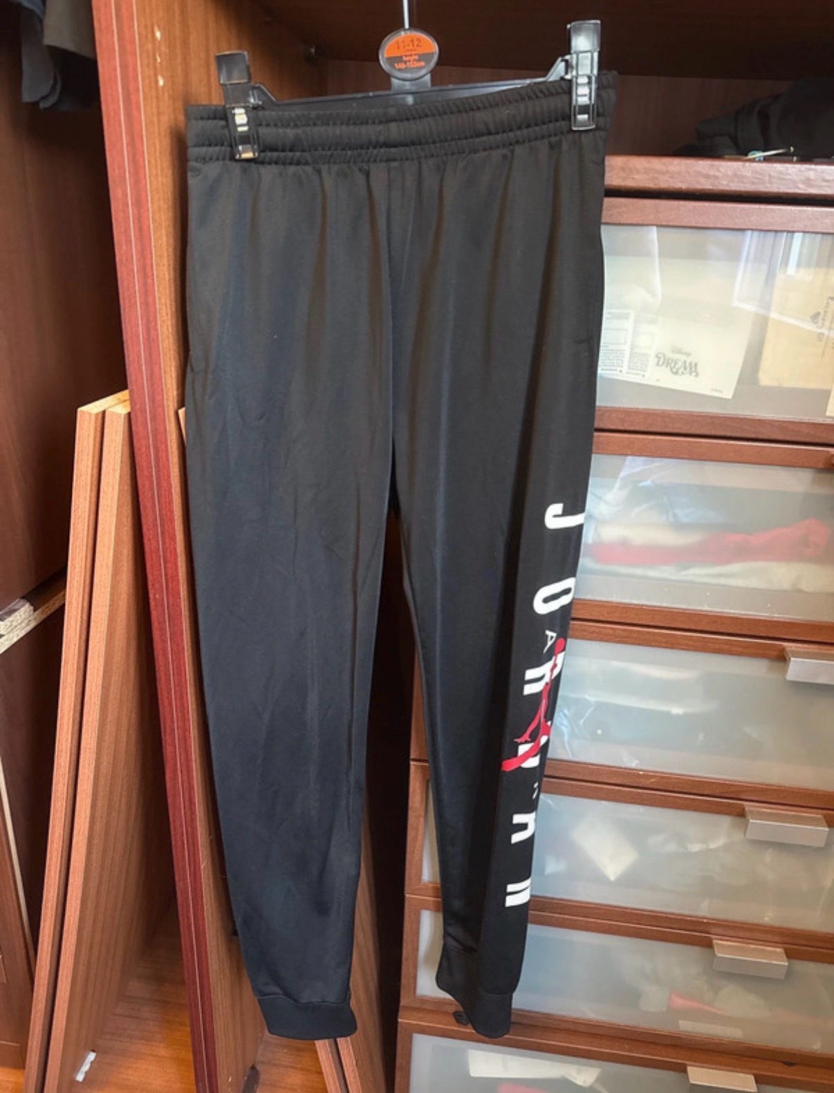 Nike air jordan boys jogging bottoms with pockets age 12-13yrs