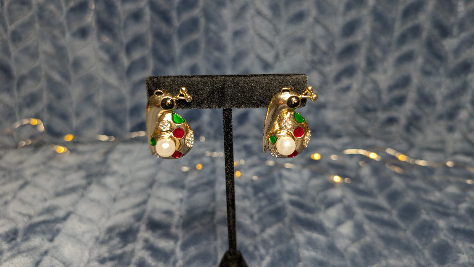 Novelty Snail Earrings Gold Tone Rhinestone Faux Pearl Kitsch