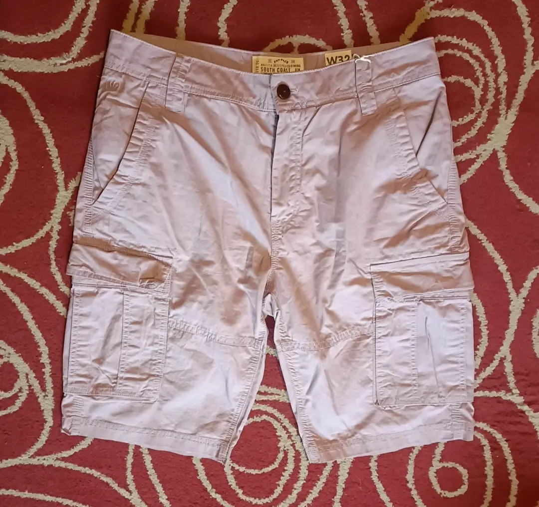 Fat Face mens cargo shorts W32