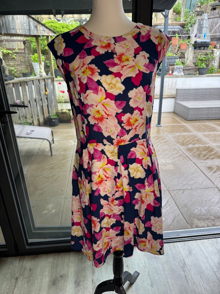 Oasis floral dress