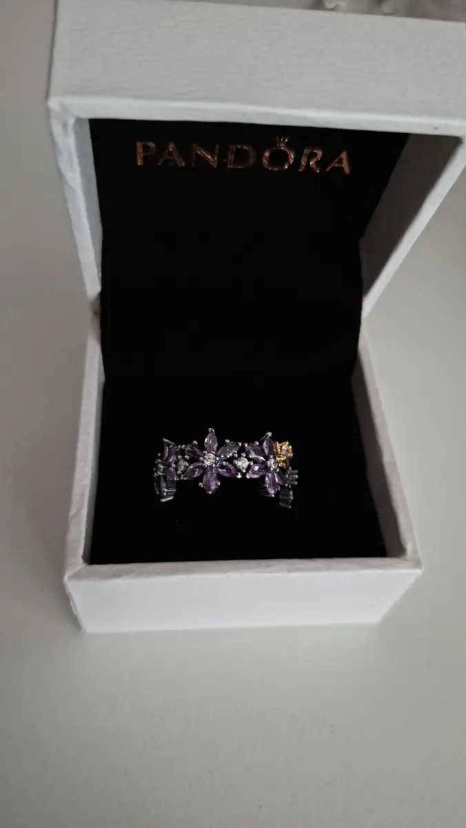 Pandora herbarium bee ring size 58