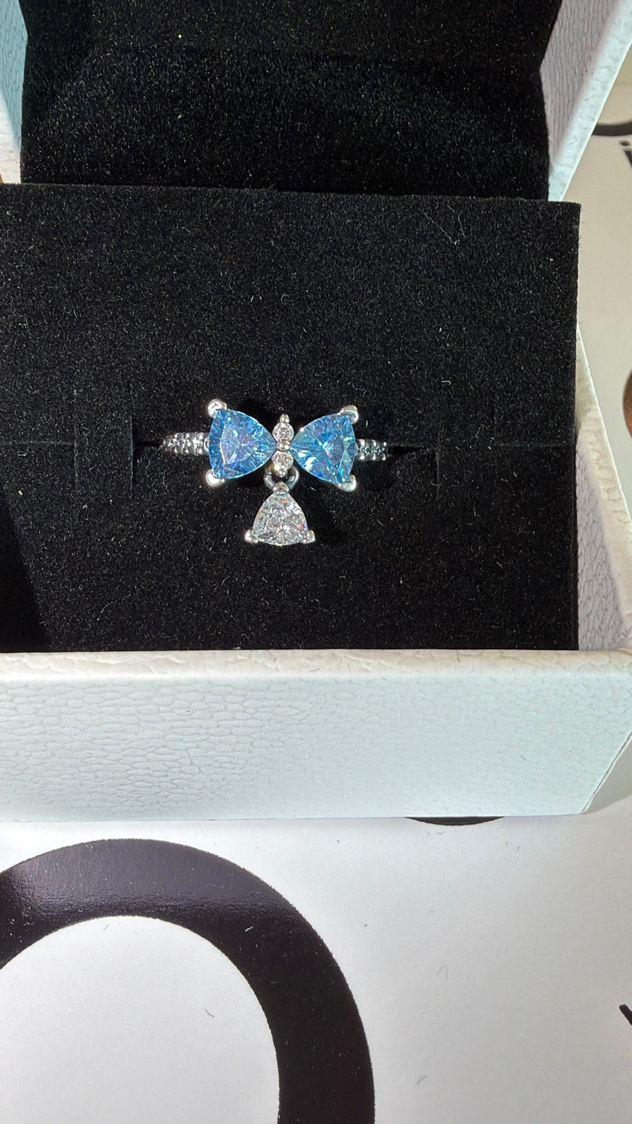 Pandora Bridgerton blue bow ring size 56