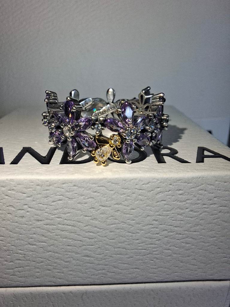 Pandora Bridgerton herbarium bee ring size 56