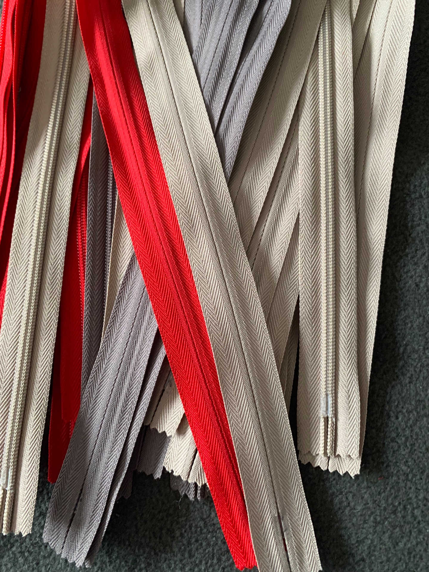 Invisible zips 9” long pack of 30