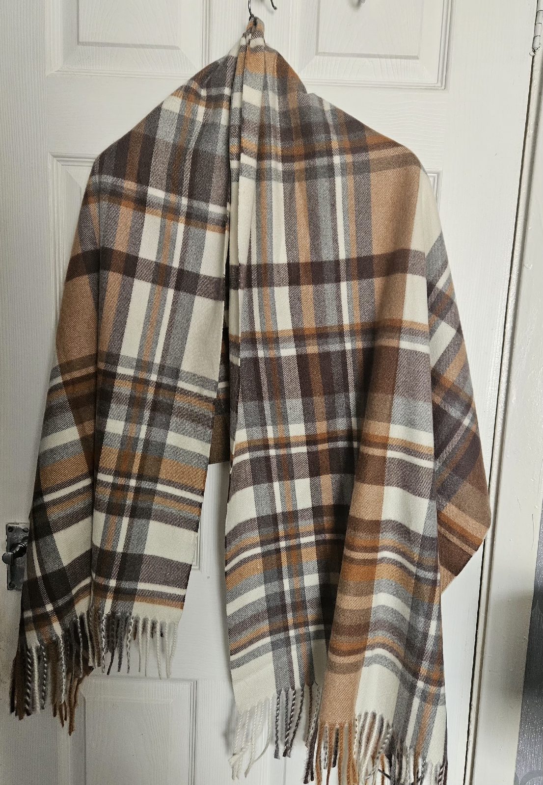 Wrap/pashmina  Blanket Scarf – Warm Tartan Wrap Shawl with Tassel Fringe