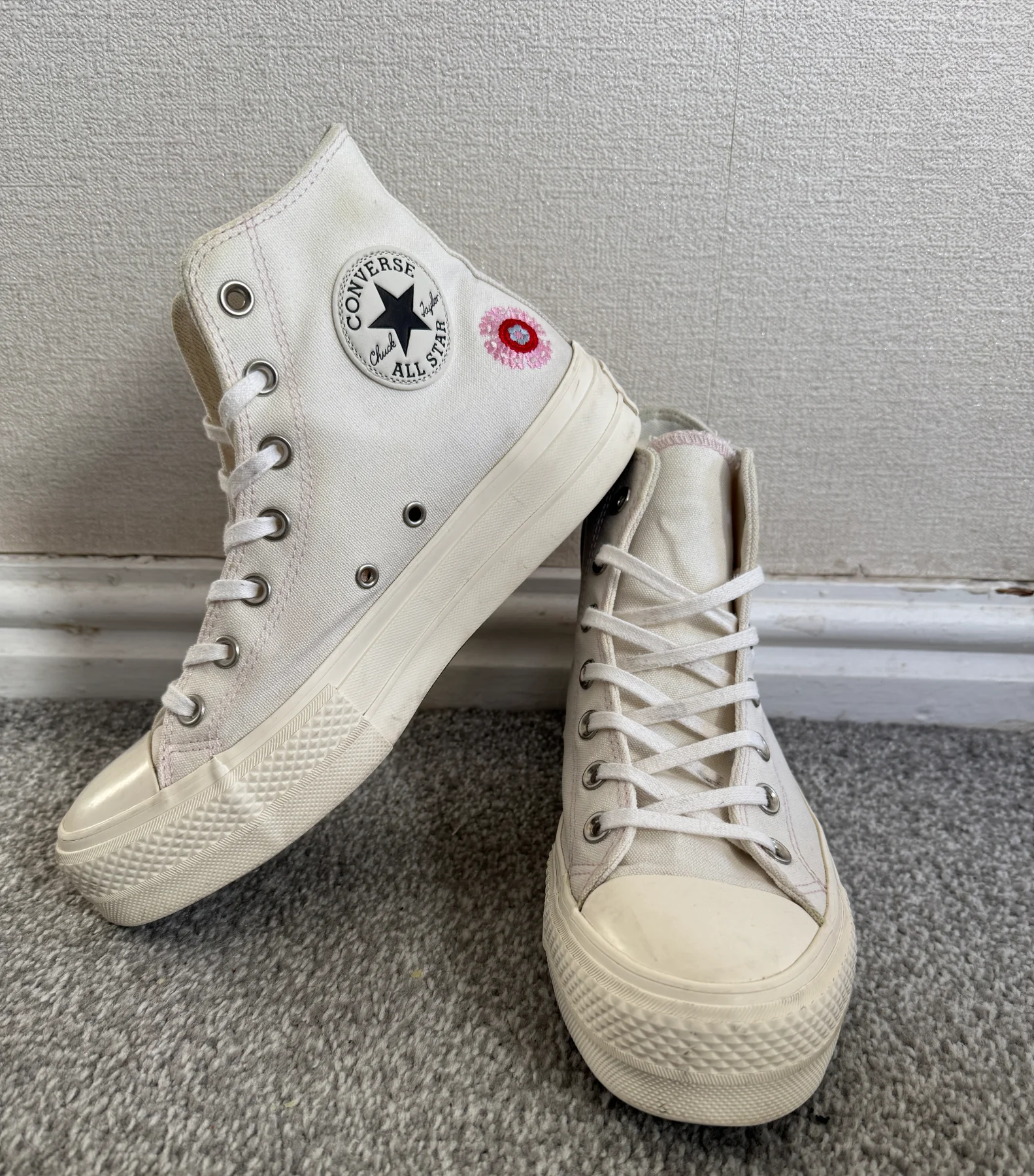 Converse Egret Floral