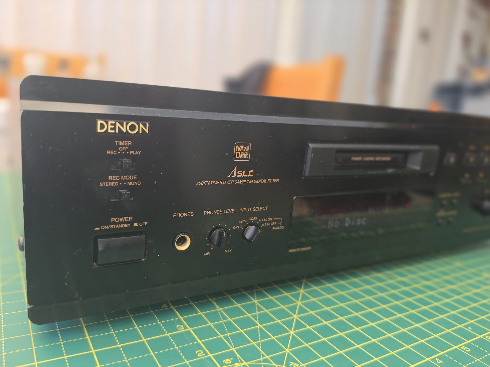 Denon minidisc player