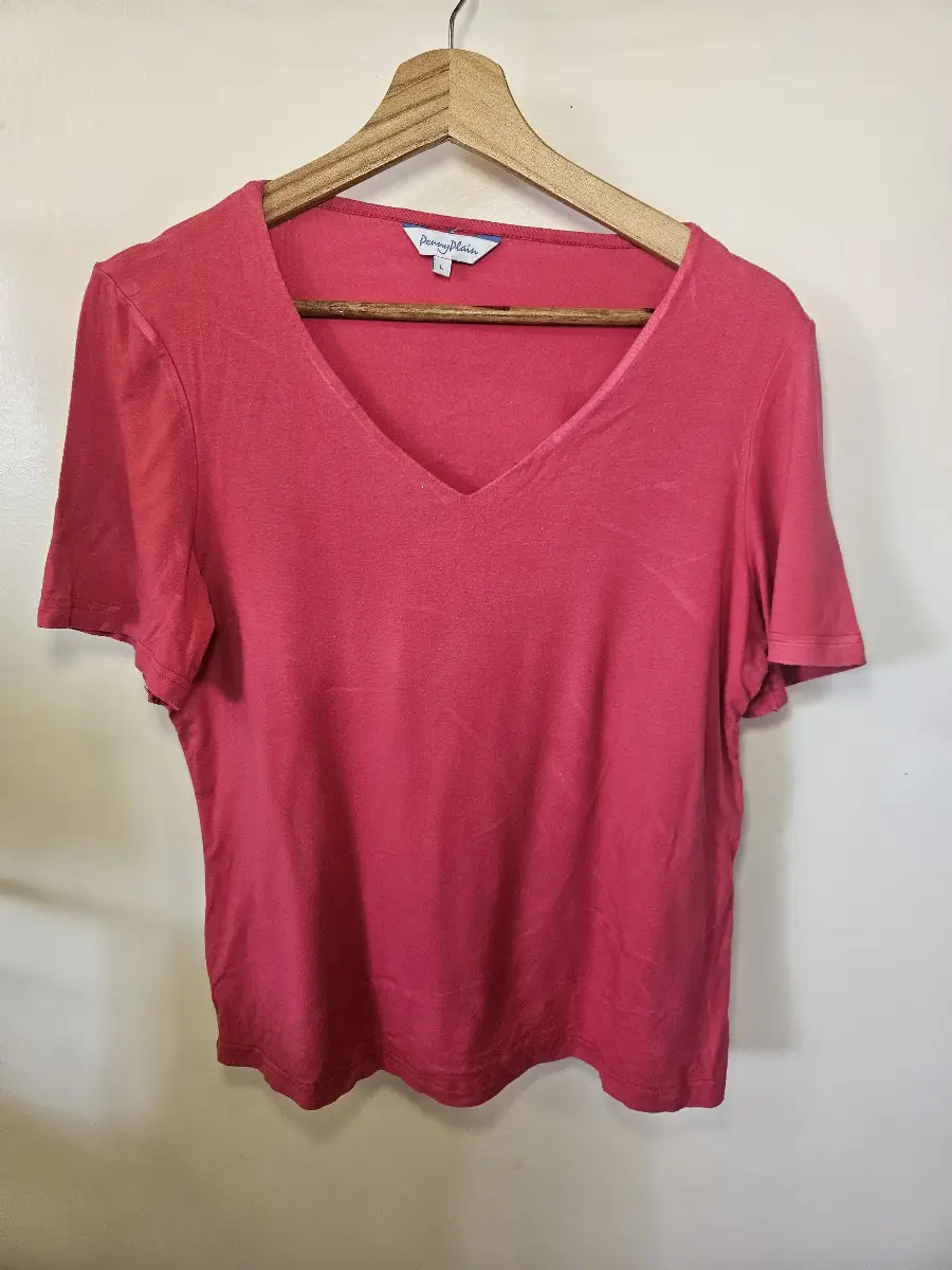 Penny Plain pink coral V-neck t-shirt size L top